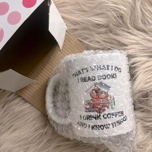 Owl mug - gift for bookworm / coffee lover